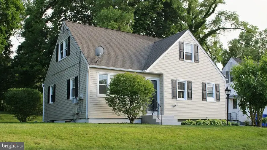 28 Ridgley St, Mount Holly, NJ 08060 - #2