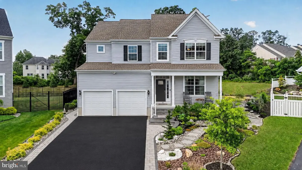 18 Quaker Ct, Hainesport, NJ 08036 - #1