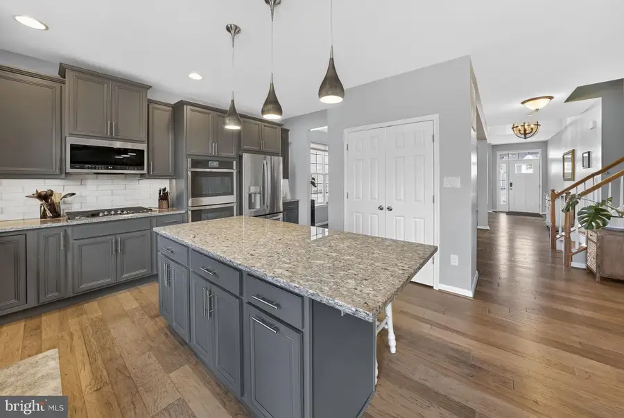18 Quaker Ct, Hainesport, NJ 08036 - #3