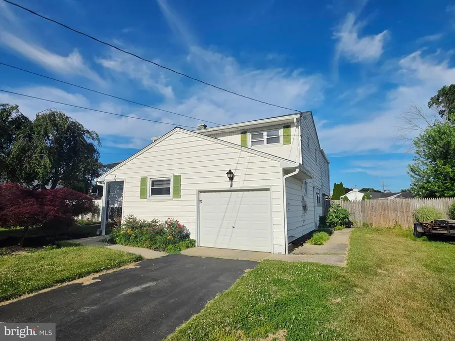 9 Thorntown Ln, Bordentown, NJ 08505 - #2