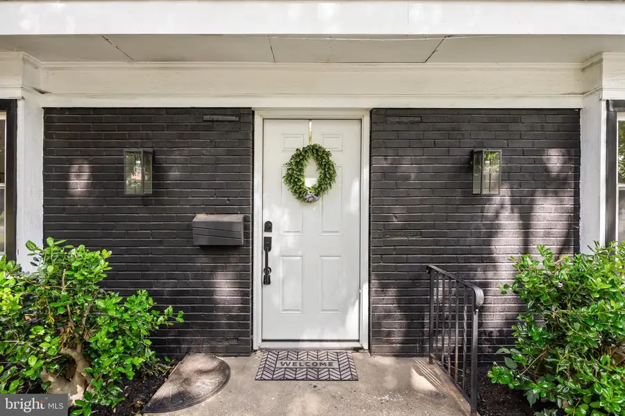 6 Hasting Ln, Willingboro, NJ 08046 - #2