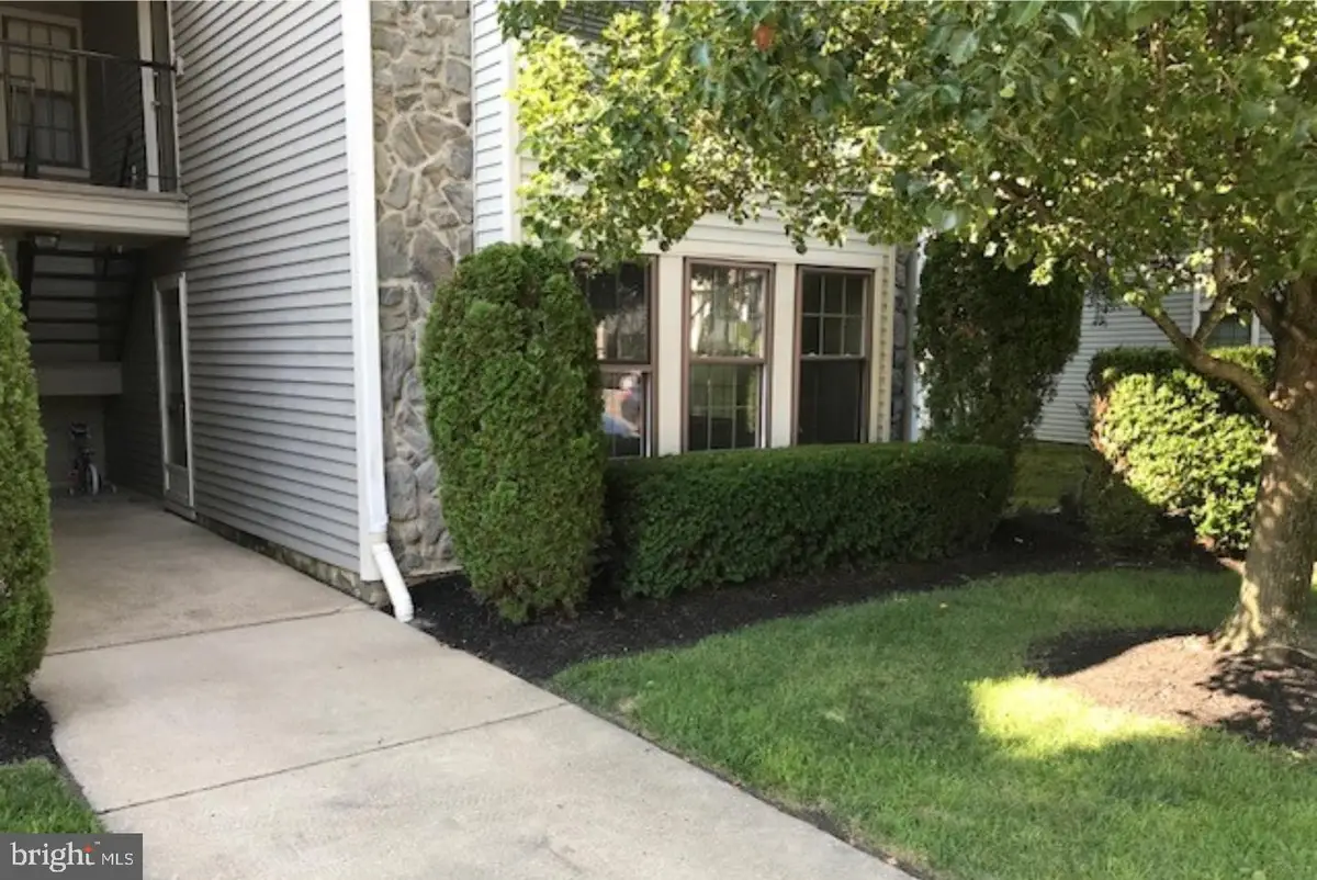 37 Bridgewater Dr, Marlton, NJ 08053 - #1