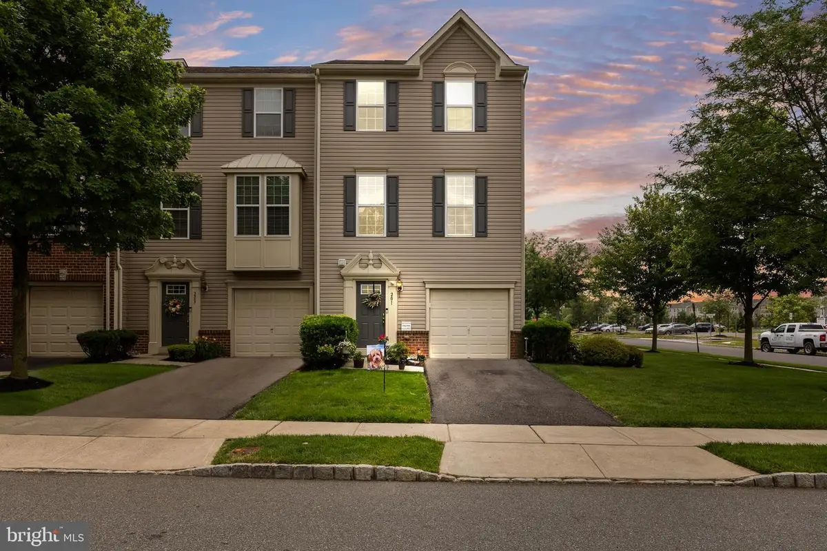 201 Perry Way, Cinnaminson, NJ 08077 - #1
