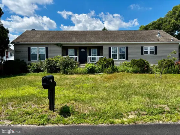 561 Inman Ave, CINNAMINSON, NJ 08077