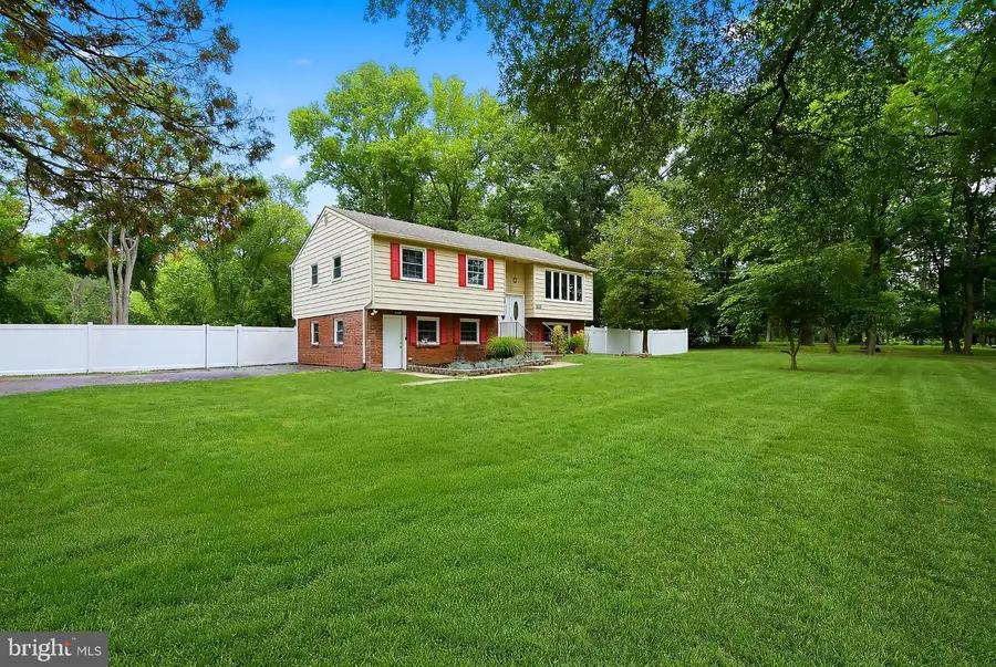 5017 Church Rd, Mount Laurel, NJ 08054 - #3