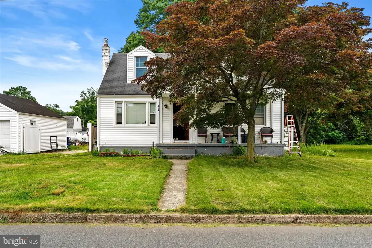 319 Station Rd, Roebling, NJ 08554 - #1