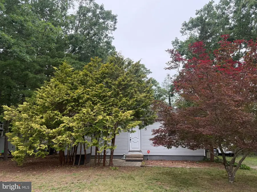5 Woodland Ave, Medford, NJ 08055 - #2