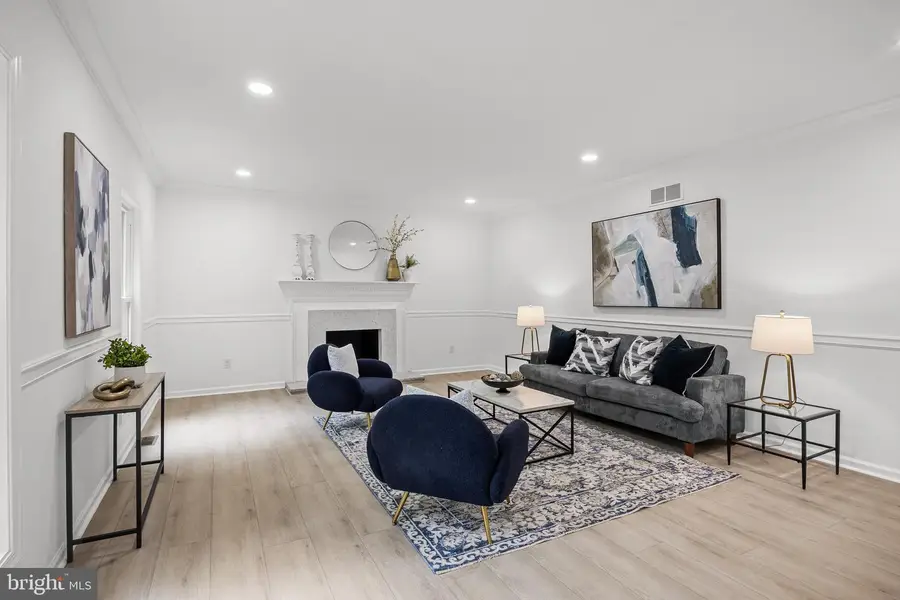 1 Dickson Dr, Medford, NJ 08055 - #3