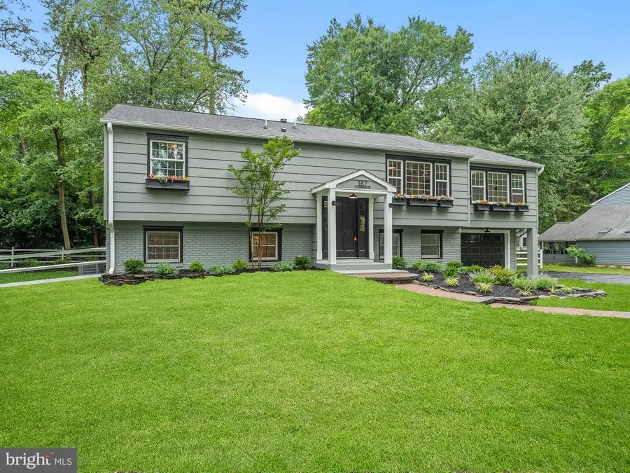 187 S Lakeside Dr E, Medford, NJ 08055 - #2