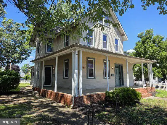 238 S Pavilion Ave, Riverside, NJ 08075 - #3