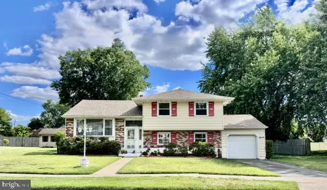 7 Cedar Mill Ln, Mount Holly, NJ 08060 - #2