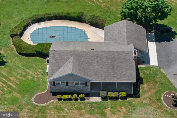 355 Eayrestown Rd, SOUTHAMPTON, NJ 08088