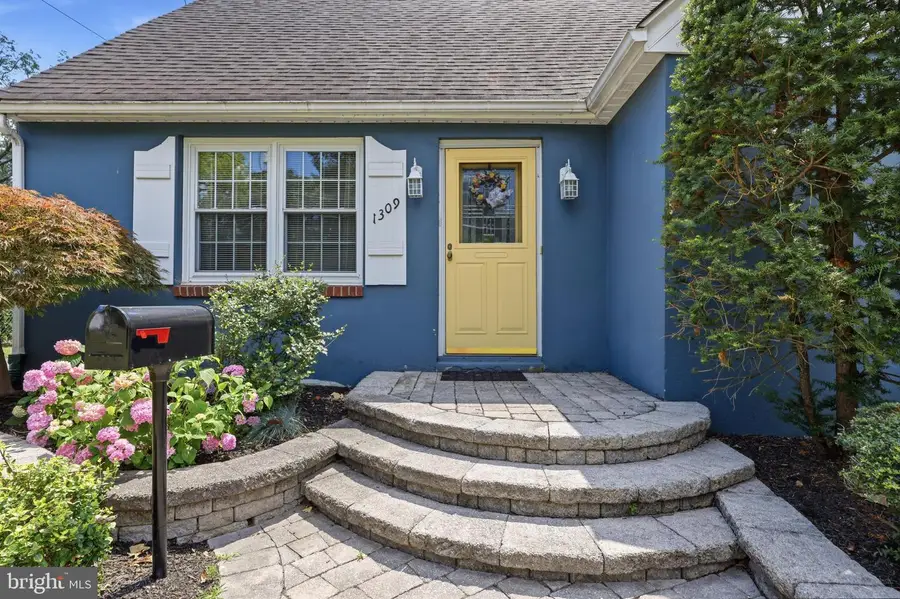 1309 Highland Ave, Cinnaminson, NJ 08077 - #2