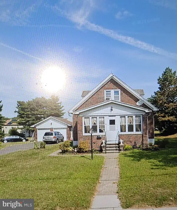 1243 Hornberger Ave, ROEBLING, NJ 08554