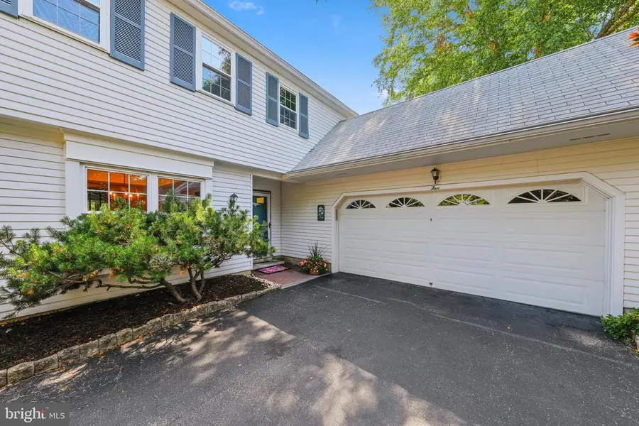 5 Westwood Ct, Medford, NJ 08055 - #2