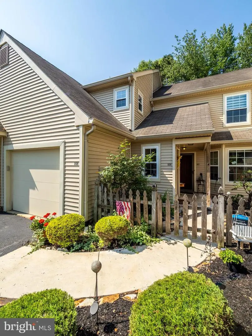 108 Woodlake Dr, Marlton, NJ 08053 - #2