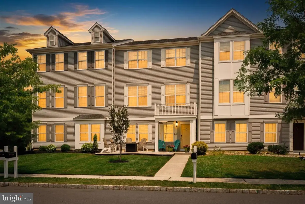 30 Mountie Ln, Chesterfield, NJ 08515 - #1