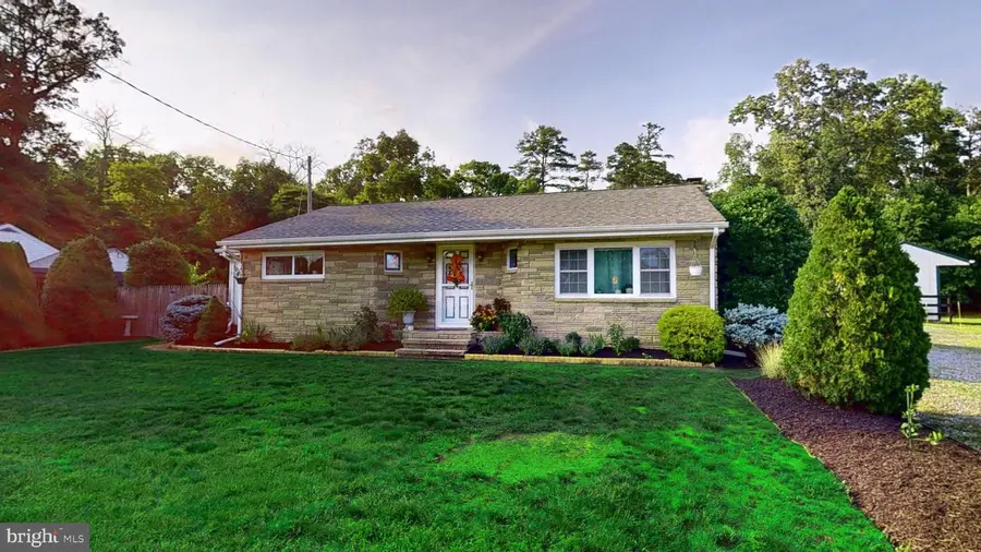 147 W Hampton St, Pemberton, NJ 08068 - #2