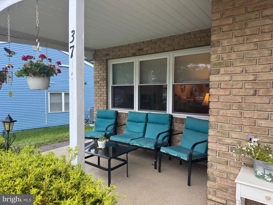 37 Kingston Way, Leisuretowne, NJ 08088 - #2