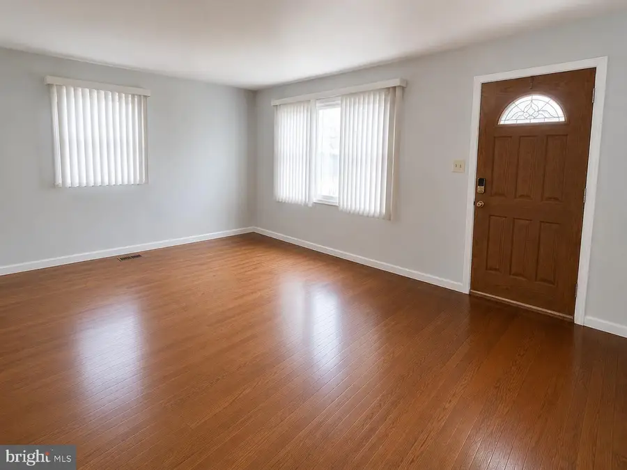 514 Filmore St, Riverside, NJ 08075 - #3