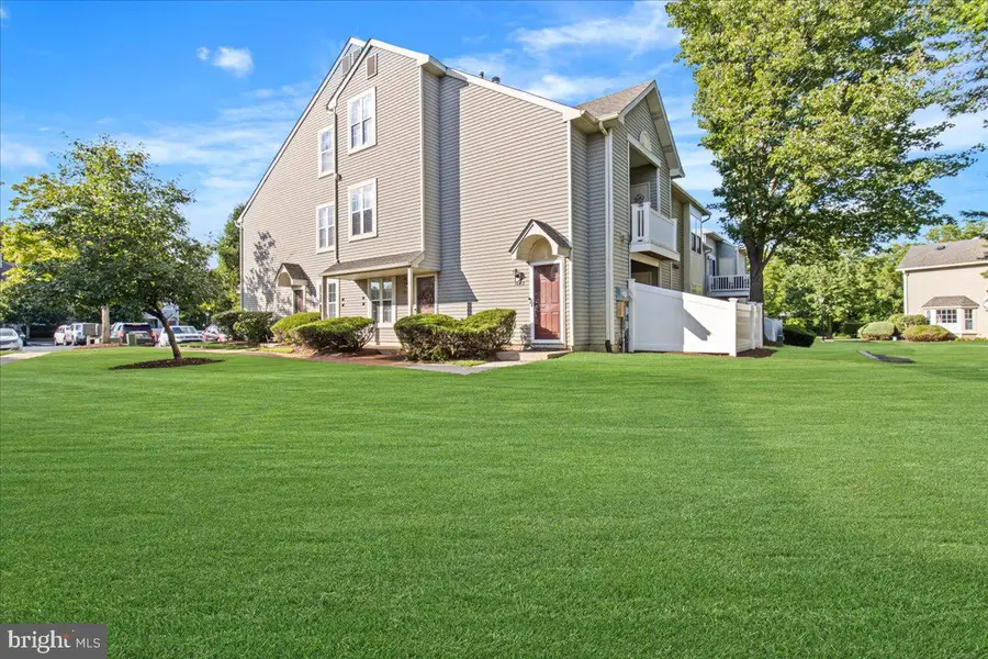706-b Trescott Pl, Mount Laurel, NJ 08054 - #2