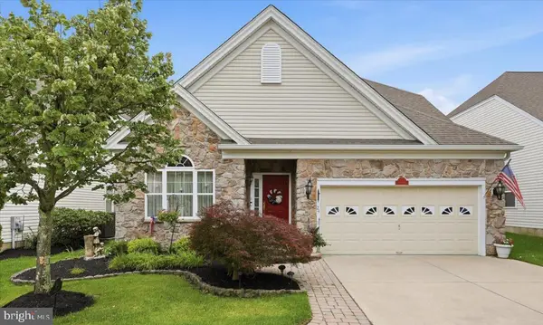 24 Lowell Dr, MARLTON, NJ 08053
