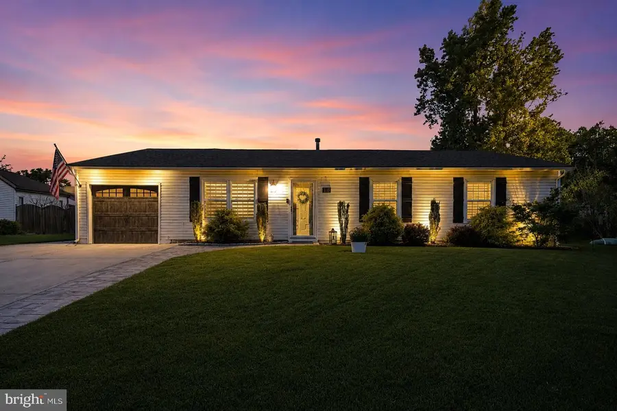 15 Grayburn Dr, Marlton, NJ 08053 - #2