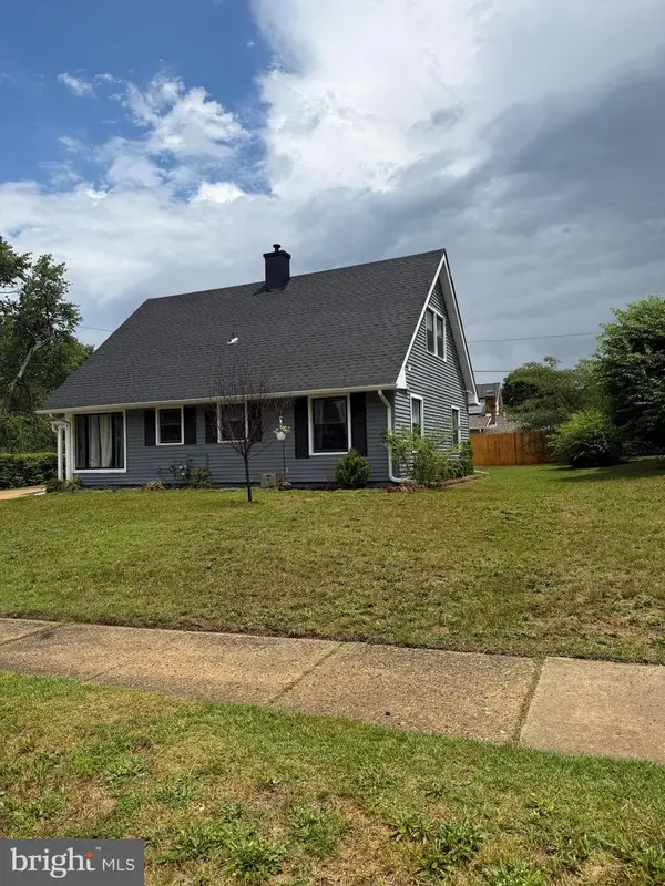 5 Barker Ln, WILLINGBORO, NJ 08046