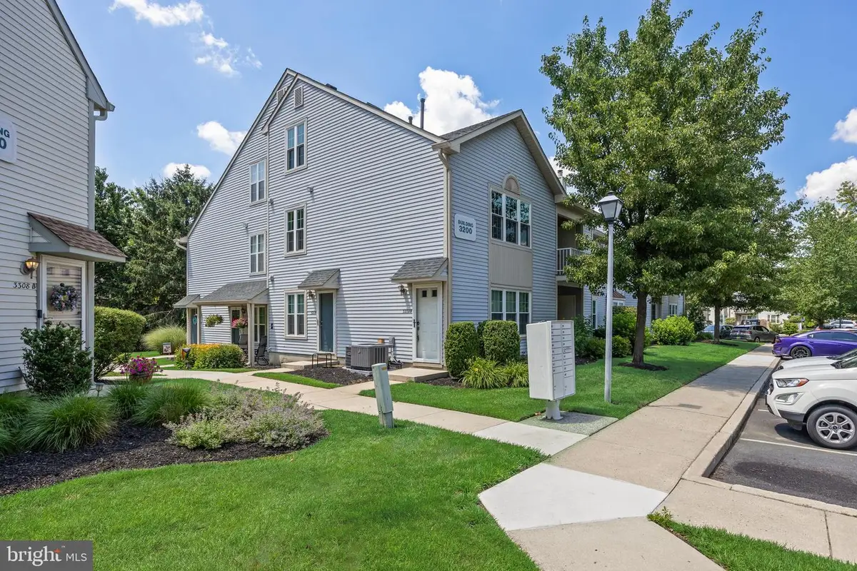 3202-b Ramsbury Ct, Mount Laurel, NJ 08054 - #1