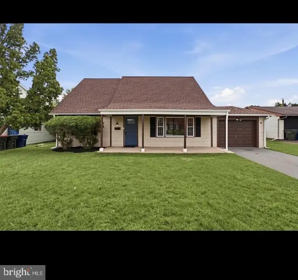 8 Marboro Ln, WILLINGBORO, NJ 08046