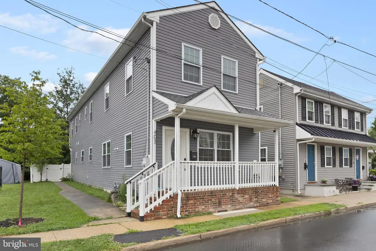 403 Carpenter St, Bordentown, NJ 08505 - #1