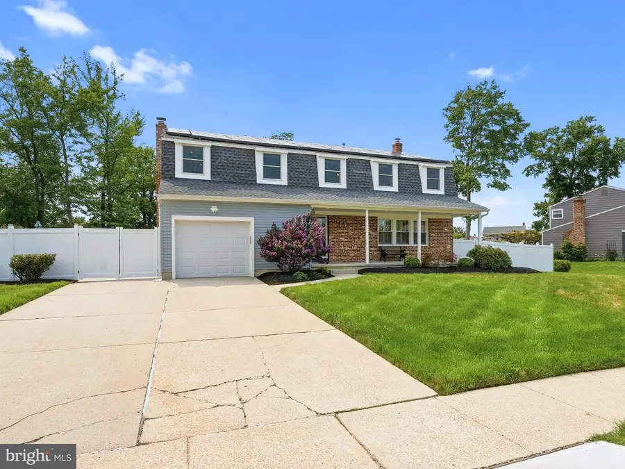 18 Kirkdale Dr, Marlton, NJ 08053 - #3