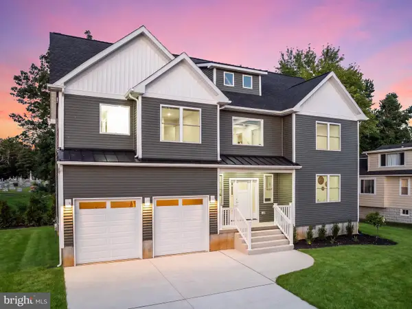 206 E Camden Ave, MOORESTOWN, NJ 08057
