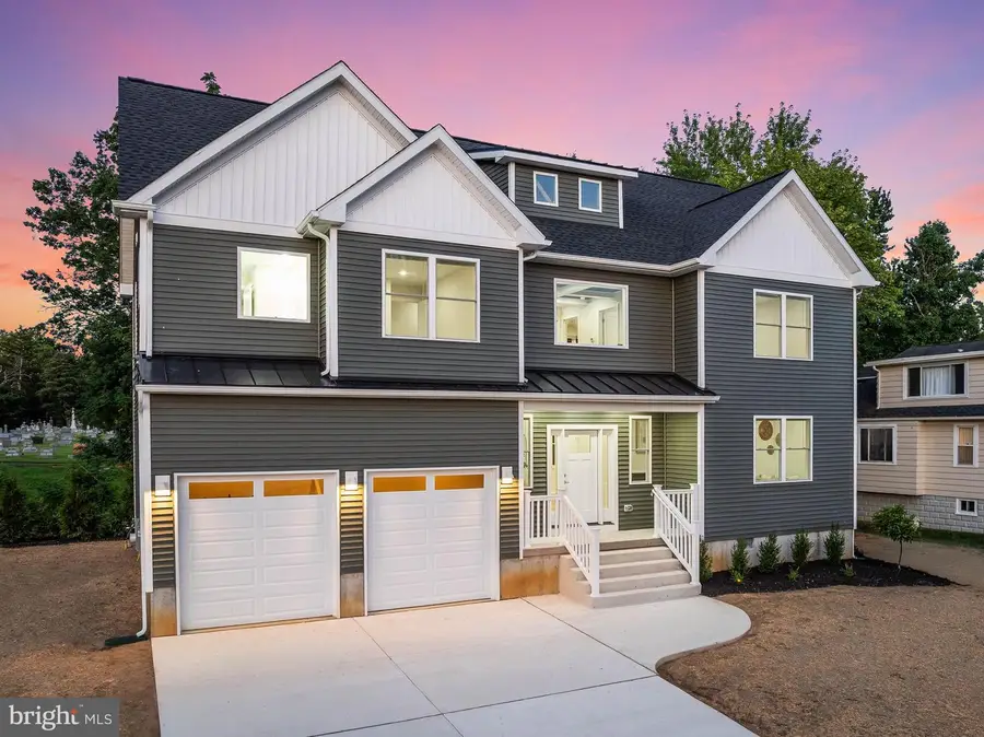 206 E Camden Ave, Moorestown, NJ 08057 - #2