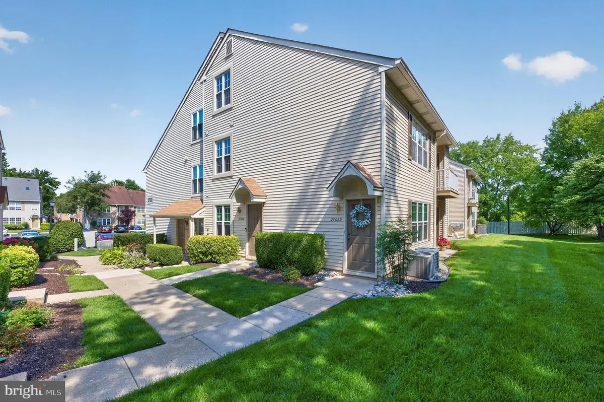2706-b Heatherstone Ct, Mount Laurel, NJ 08054 - #1