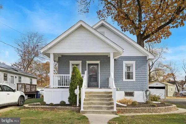 115 S Forklanding Rd, MAPLE SHADE, NJ 08052