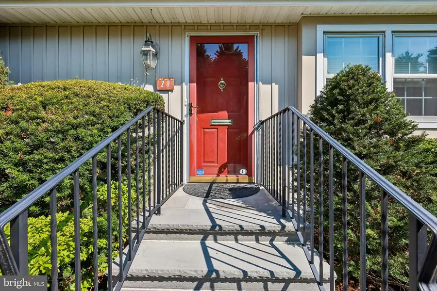 635 E Main St #20, Moorestown, NJ 08057 - #2