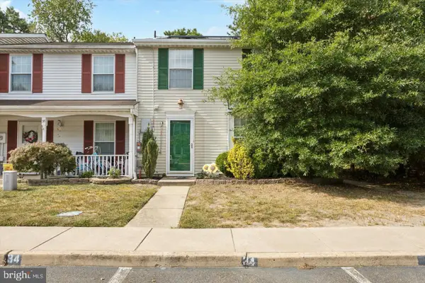 34 Dorchester Cir, MARLTON, NJ 08053