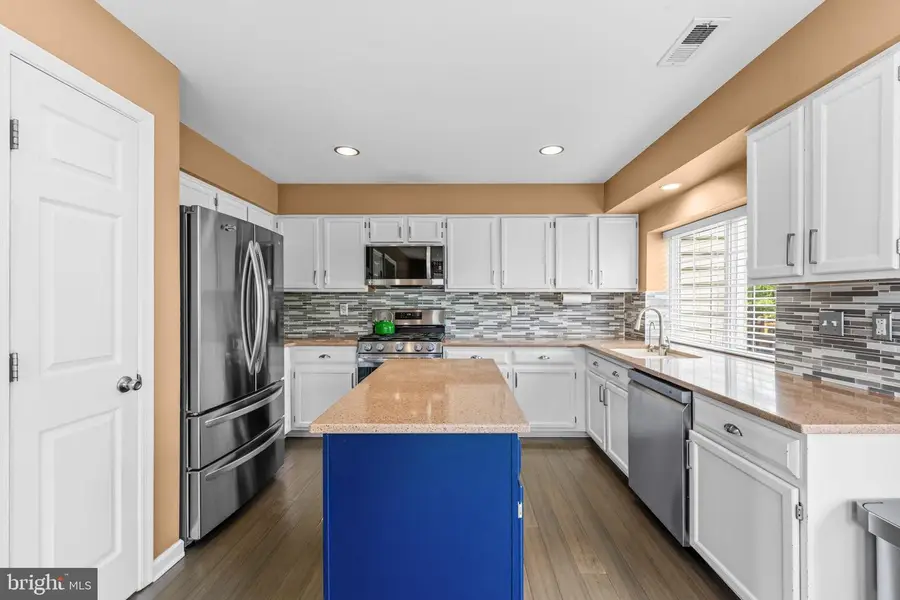 9 Lilyberry Pl, Delran, NJ 08075 - #2