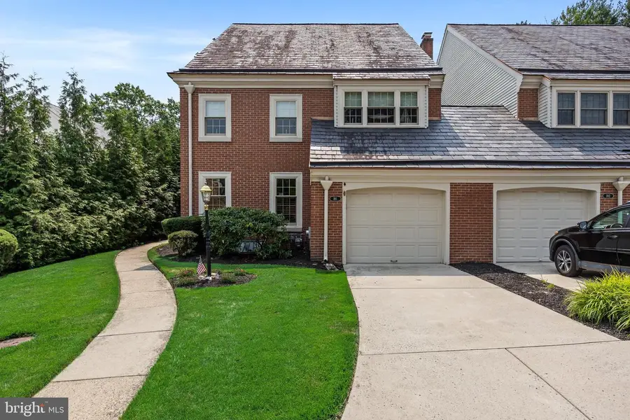 181 Foxwood Dr, Moorestown, NJ 08057 - #2