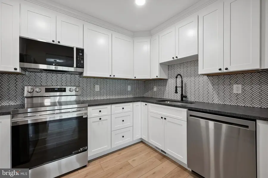 275 Green St #5p3, Edgewater Park, NJ 08010 - #3