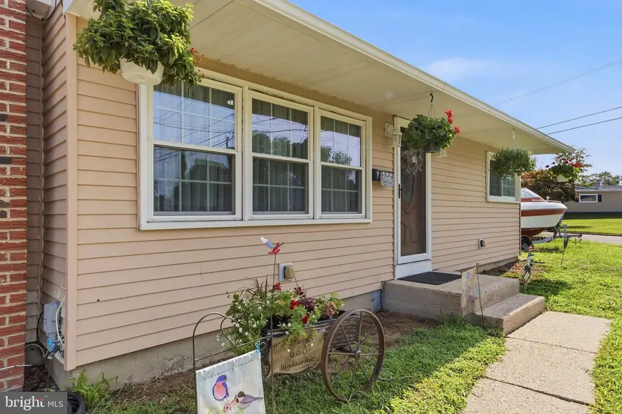 653 Windsor Ave, Maple Shade, NJ 08052 - #3