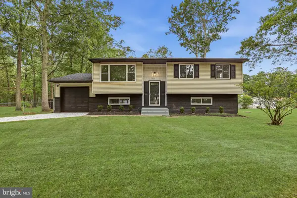 300 New Hampshire Rd, BROWNS MILLS, NJ 08015