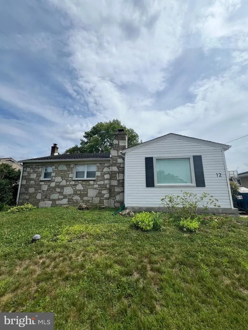 12 Collins Ln, Maple Shade, NJ 08052 - #1