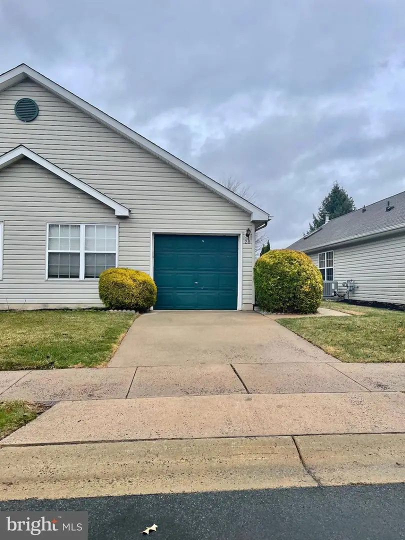 28 Palmer Sq, Beverly, NJ 08010 - #1