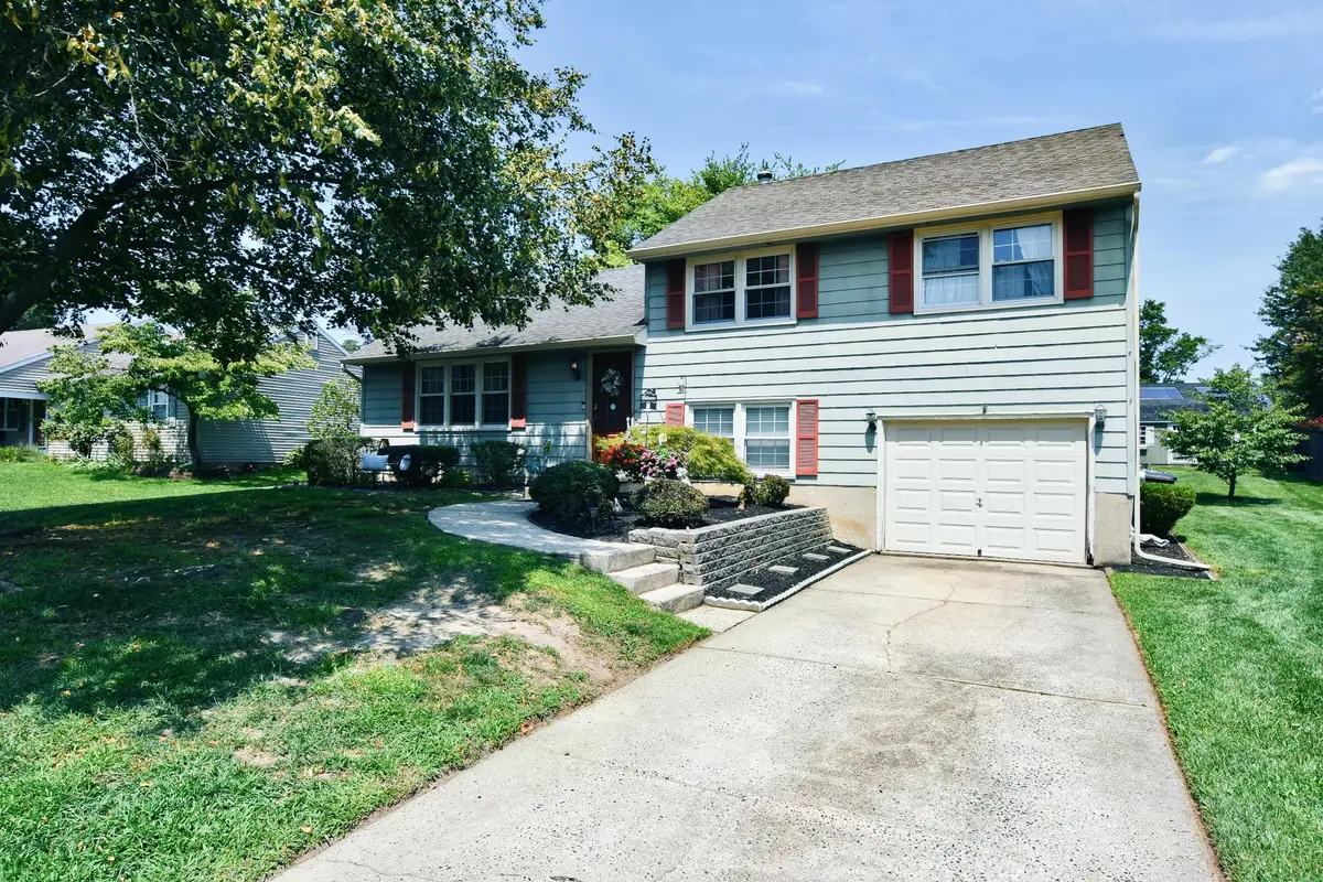 210 Bentwood Dr, Delran, NJ 08075 - #1
