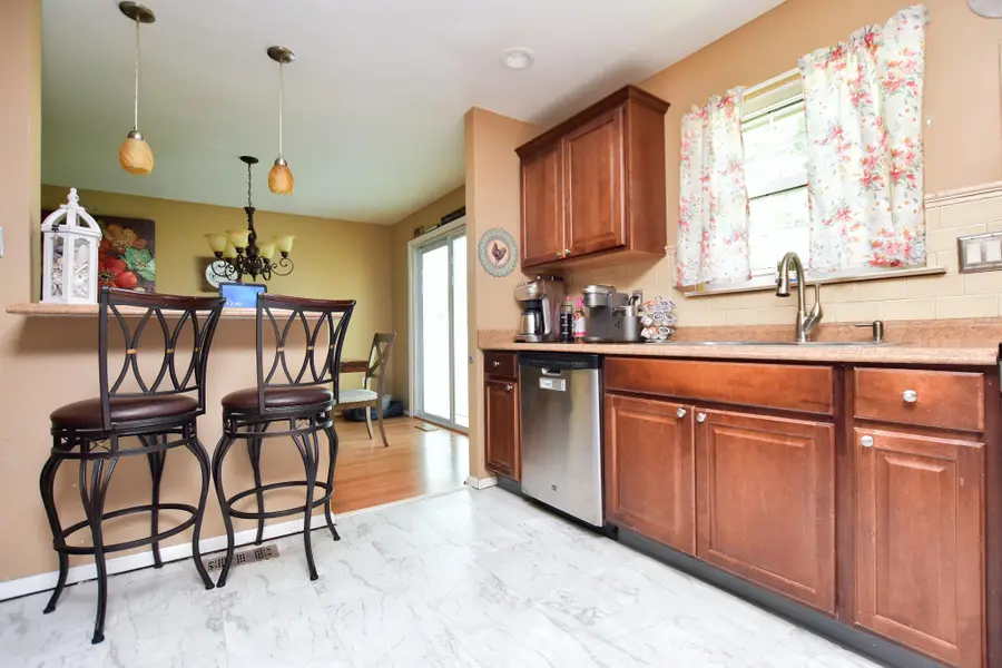 210 Bentwood Dr, Delran, NJ 08075 - #3