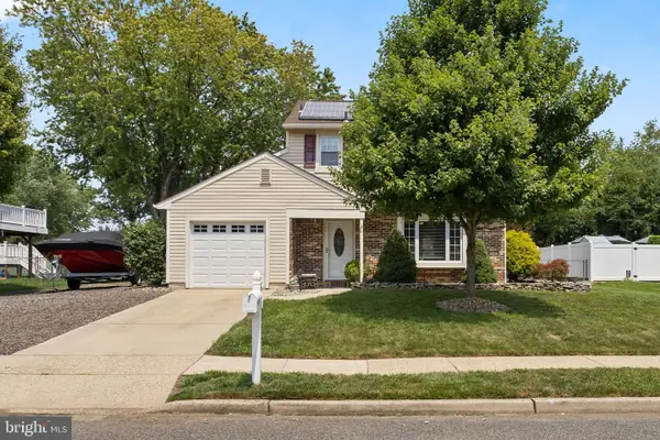 14 Lawrence Ln, WESTAMPTON, NJ 08060