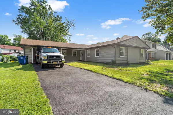 57 Eastbrook Ln, WILLINGBORO, NJ 08046