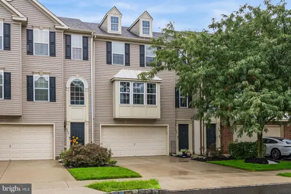 204 Nathan Dr, CINNAMINSON, NJ 08077